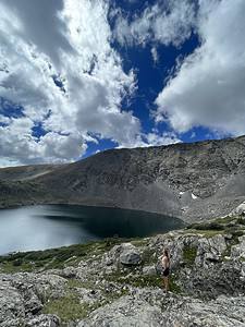 Mayflower lakes hike